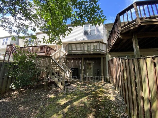 Building Photo - 4204 Apgar Ct