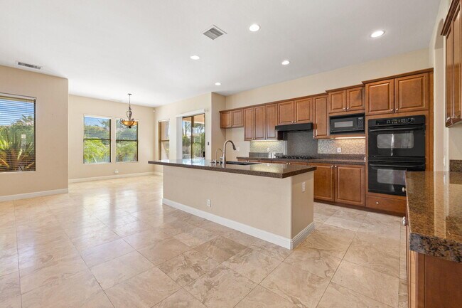 Building Photo - 49460 Rancho San Francisquito