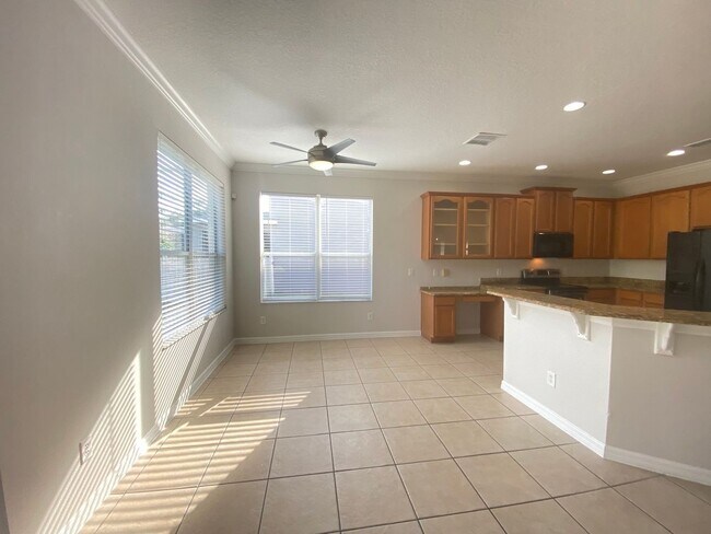 Building Photo - 3113 Curving Oaks Way