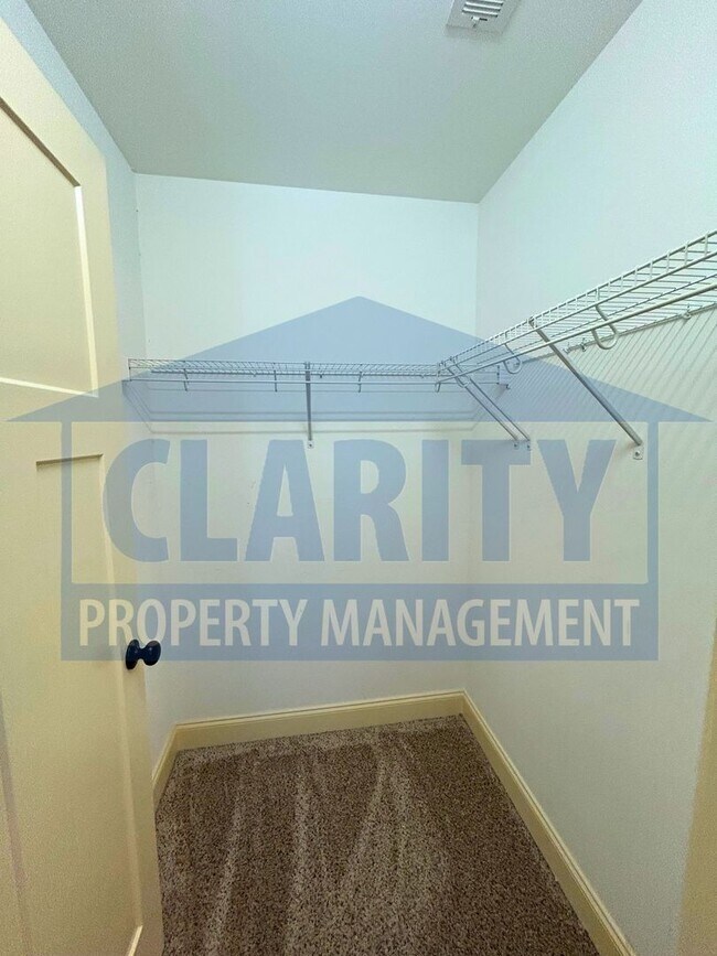 Building Photo - Modern 2-bedroom, 2.5-bath townhome
