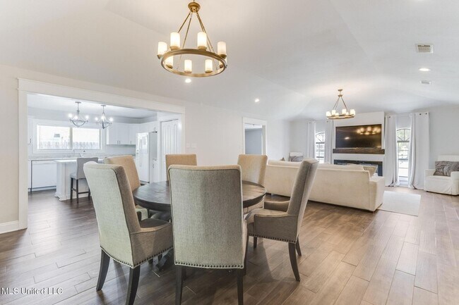 Building Photo - 106 Piney Ridge Rd