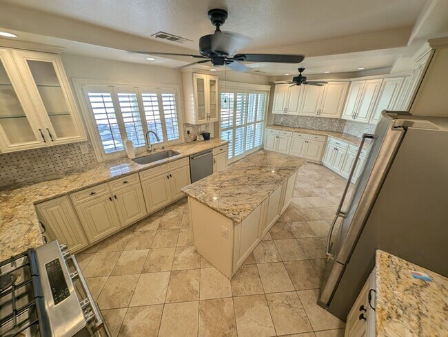 Building Photo - 8332 Mountain Heather Ct