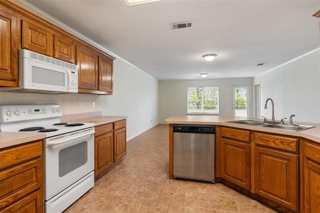 Building Photo - 406 B Andrew Dr