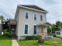 Building Photo - 123 Barlow St