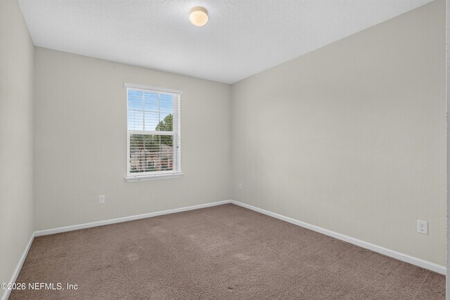 Building Photo - 263 Gilmore Ln