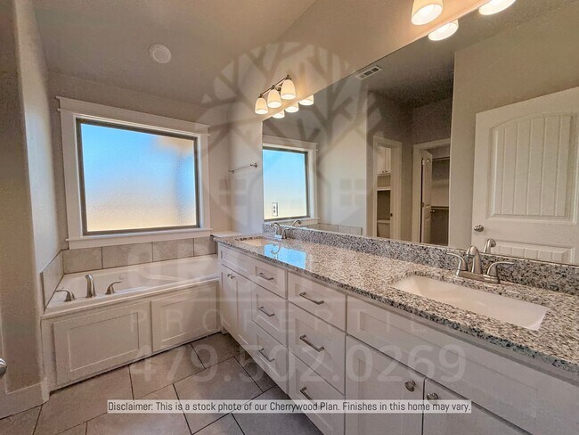 Building Photo - Siloam Springs- Single-Family Home- Stunning Cherrywood Plan