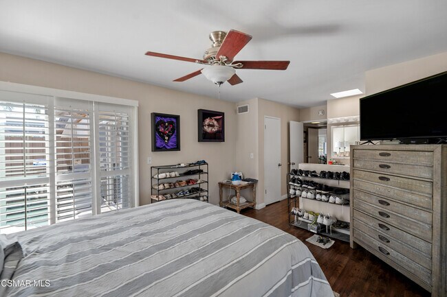 Building Photo - 4170 Lake Harbor Ln