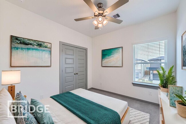 Building Photo - WESTON PLAN