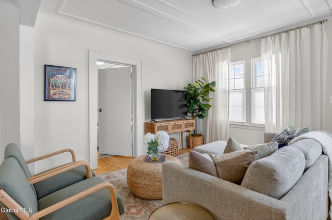 Building Photo - 5 Van Dorn St