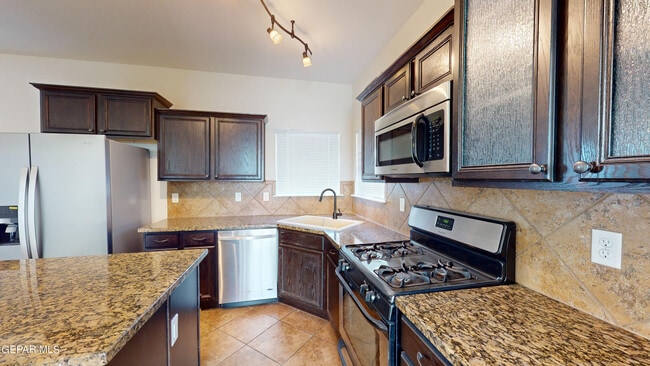 Building Photo - 12729 Destiny Ave