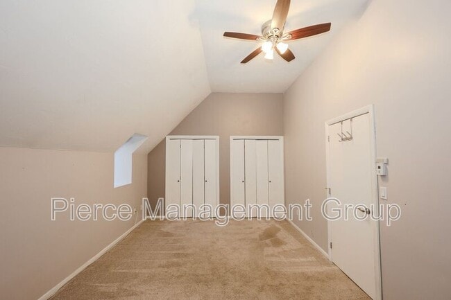 Building Photo - 9 Savage Ct