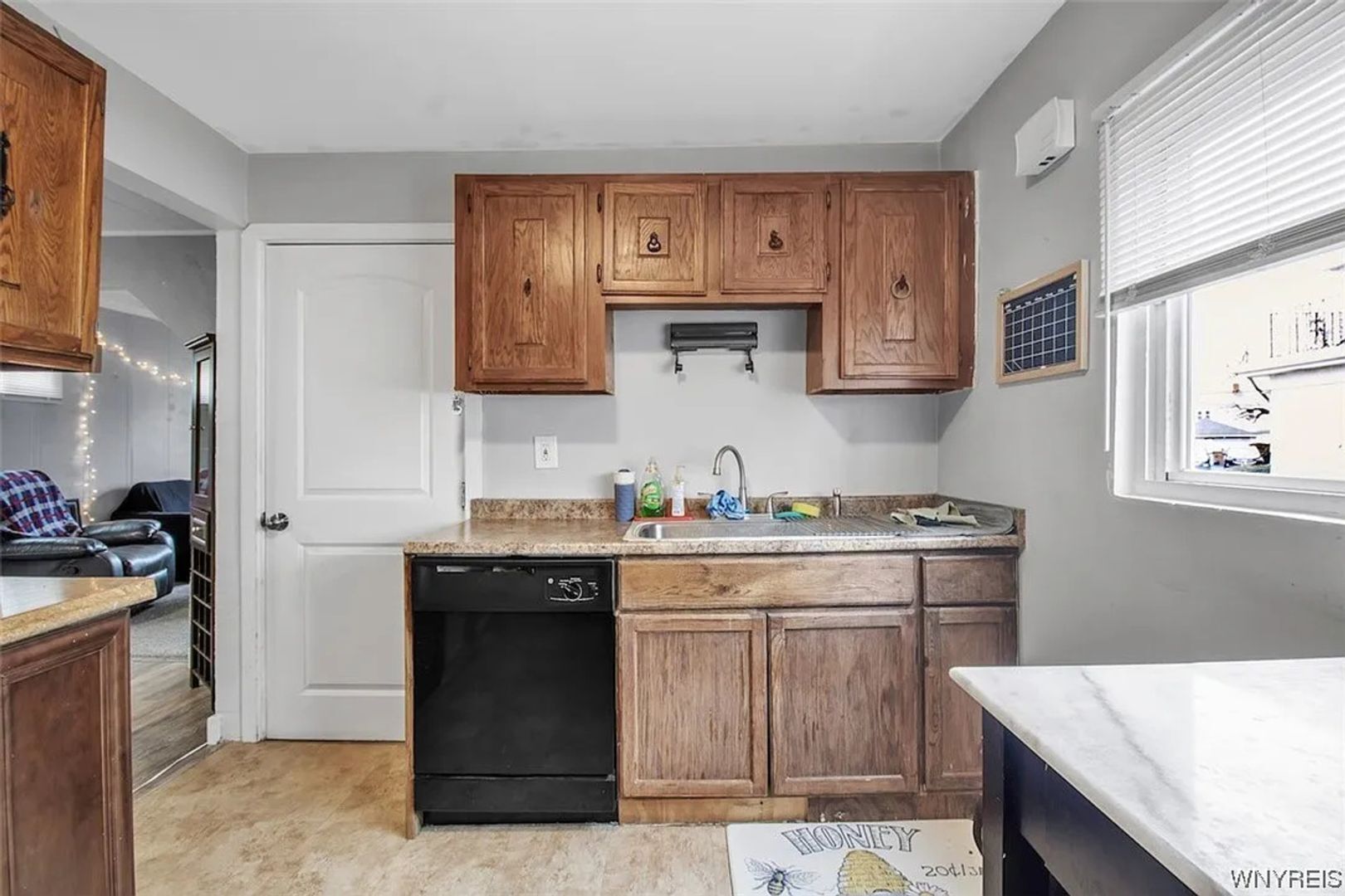 Building Photo - 11 Kaufman Dr