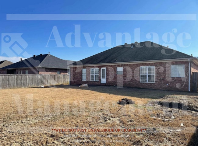 Building Photo - 2520 Zoysia Ln