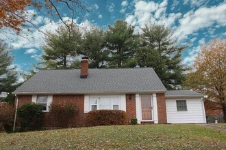 Building Photo - 1104 Wild Orchid Dr