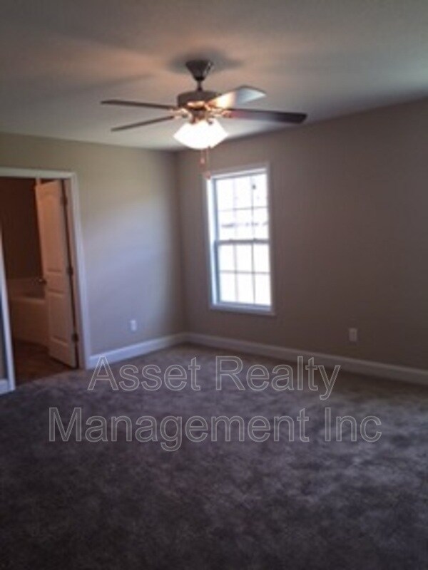 Building Photo - 6021 Loftis Creek Ln