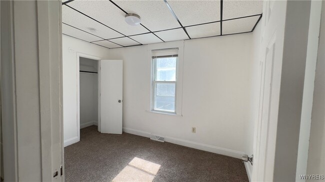 Building Photo - 114 Kirby Ave