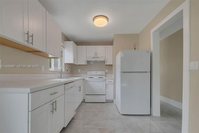 Building Photo - 9241 SW 204th Terrace