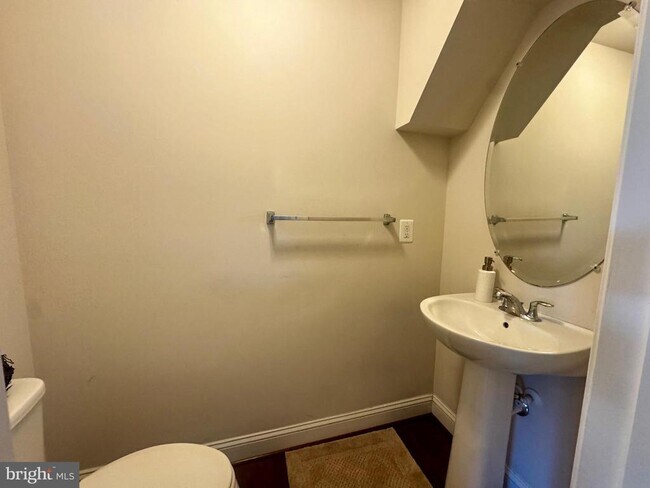 Building Photo - 12116 Grey Squirrel St