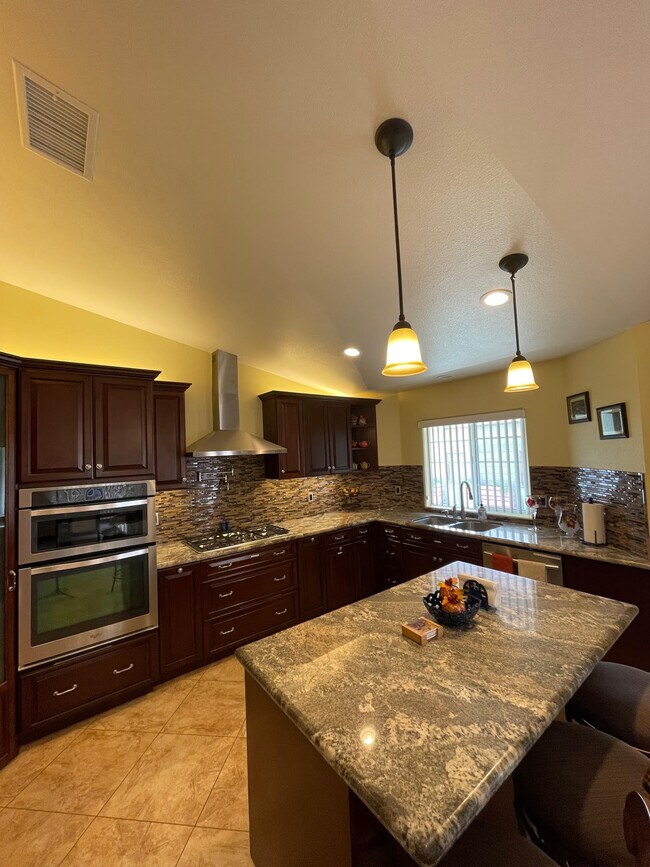 Building Photo - 31325 Avenida La Gaviota