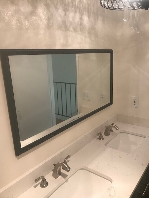 Building Photo - 623 N Juanita Ave