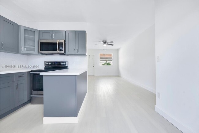 Building Photo - 15991 NE 18th Pl