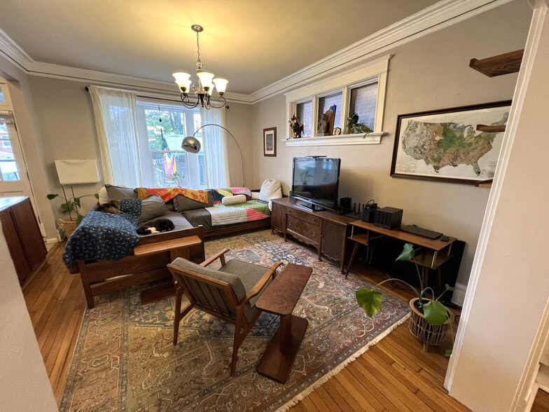 Living Room - 3817 Lafayette Ave