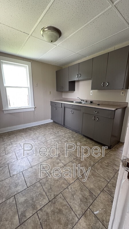 Building Photo - 1265 S Galena Ave