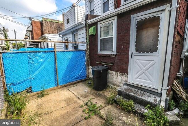 Building Photo - 3002 Memphis St