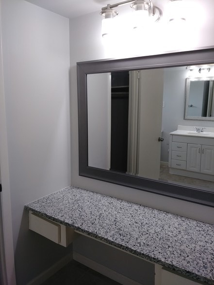 Master Bathroom - 11356 Drummond Dr