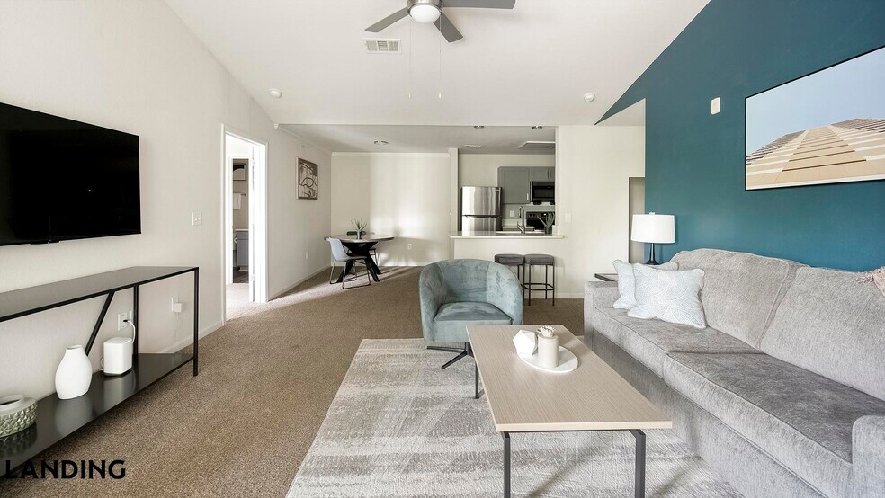 Building Photo - 210 Hillwood Blvd