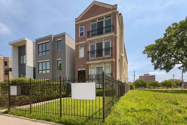 Building Photo - 4541 S Evans Ave