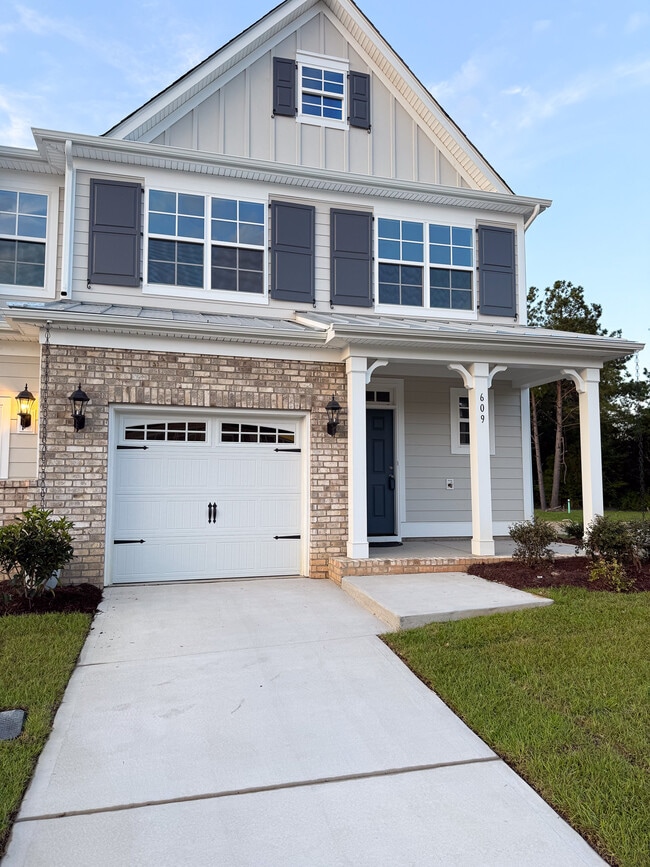 Primary Photo - 1 Wildewood Park Dr