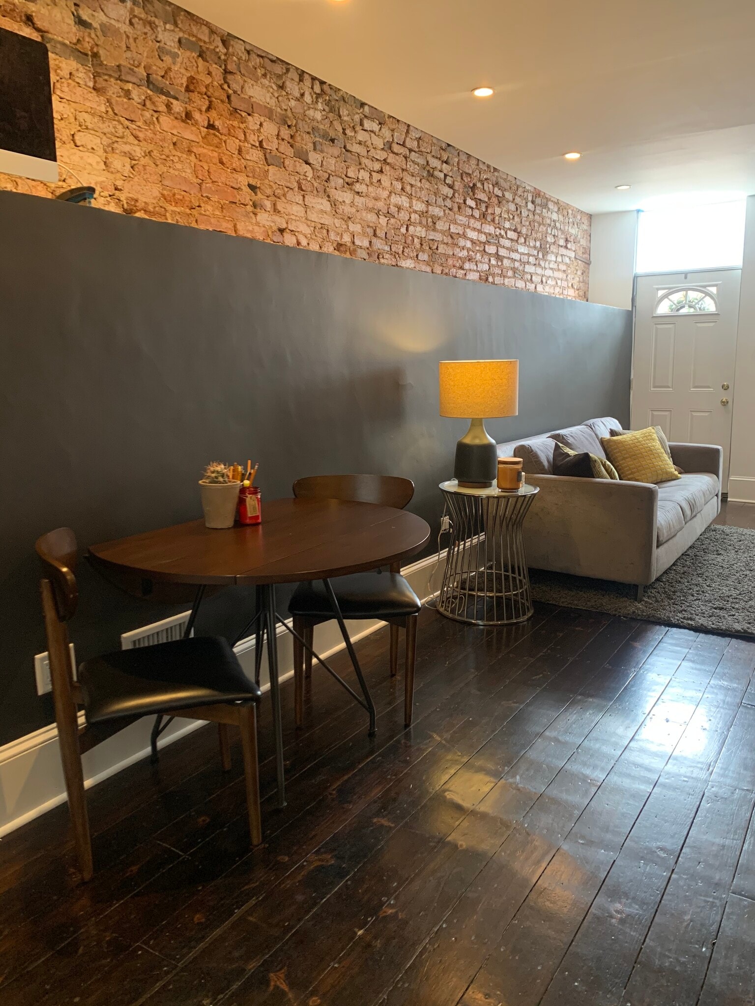 Building Photo - 2340 E Boston St