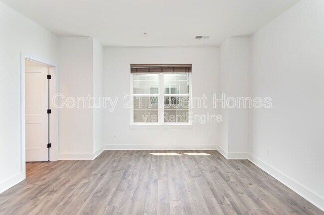 Building Photo - 7371 Old Airfield Ln