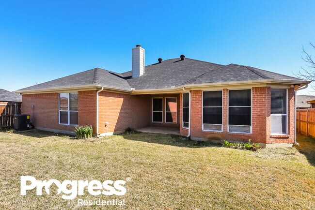 Building Photo - 6918 Meadow Bend Dr