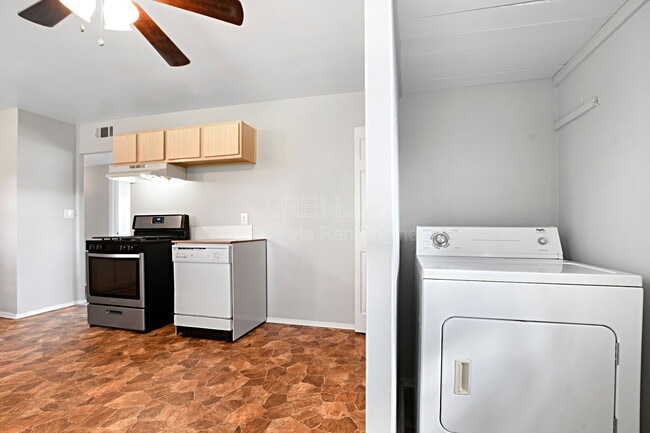 Building Photo - 8602 Gary Wy