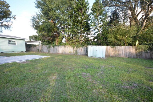 Building Photo - 3006 Vine St