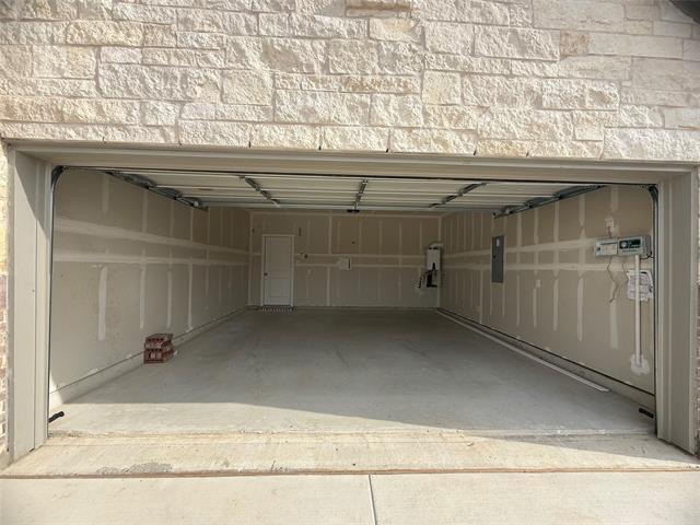 Building Photo - 603 Arabian Ln