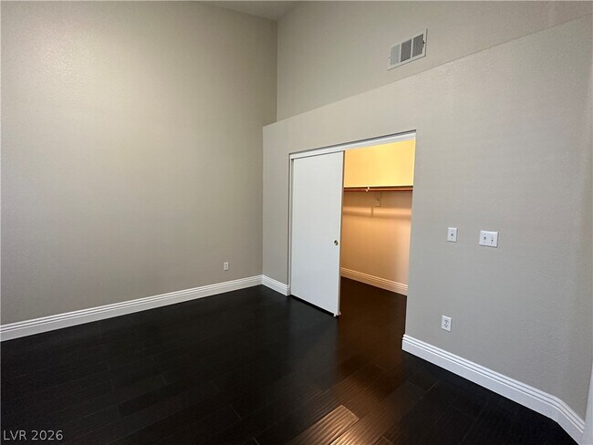 Building Photo - 5244 Ladyhawk Way