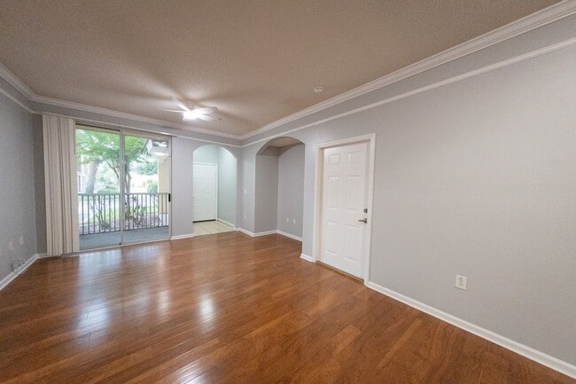Building Photo - Available for Immediate Move in!  Gorgeous 2 Bedroom Condo with Garage on the 1st Floor!