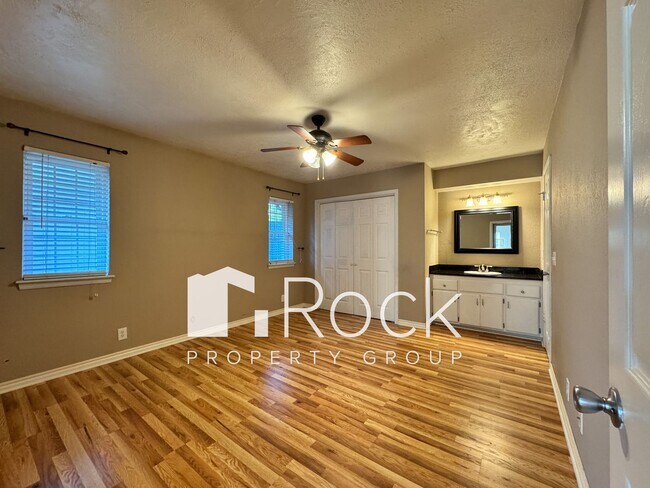 Building Photo - 3 Bedroom Home in NW Norman