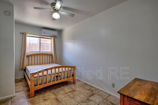Building Photo - 37339 Buckskin Cir