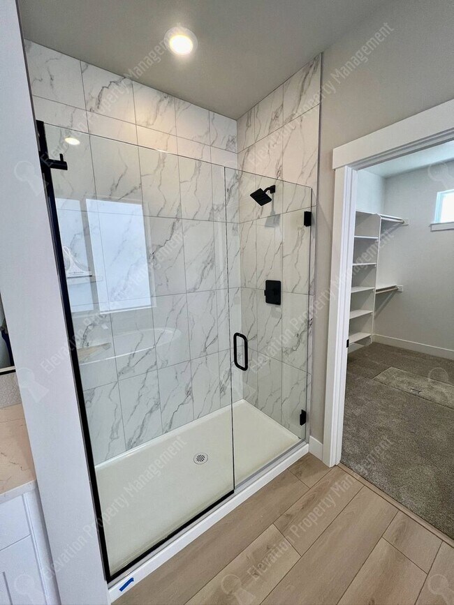 Building Photo - Brand NEW Pahlisch 3 BR - 2.5 BA Home in S...