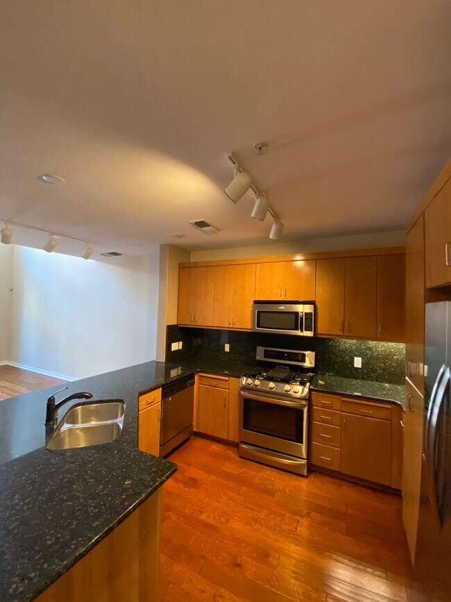 Building Photo - 5501 DeMarcus Blvd