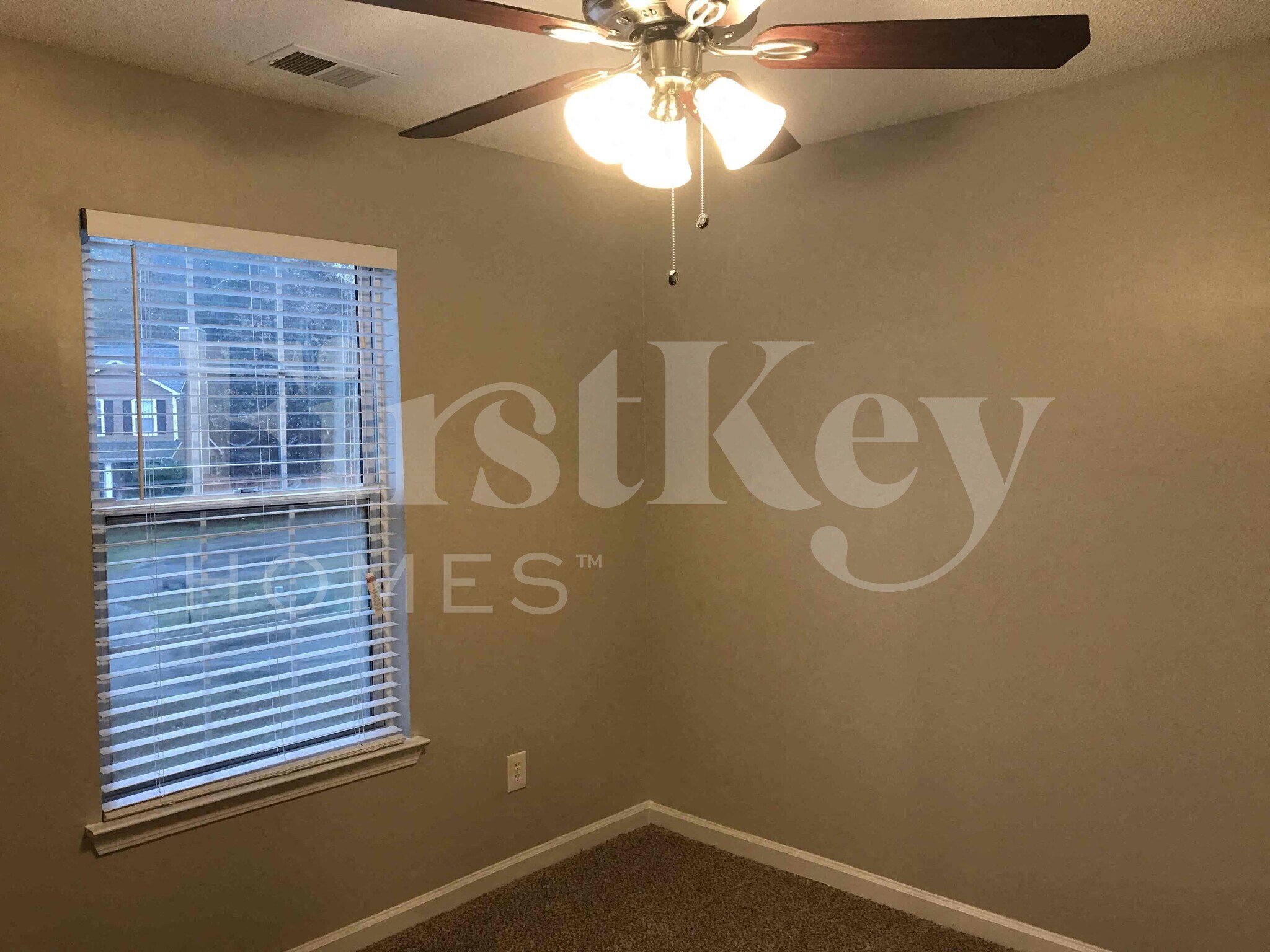 Building Photo - 4020 Brookfield Way