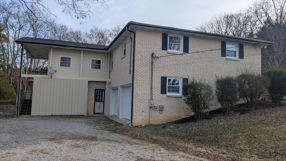 Building Photo - 226 Pigeon Roost Rd