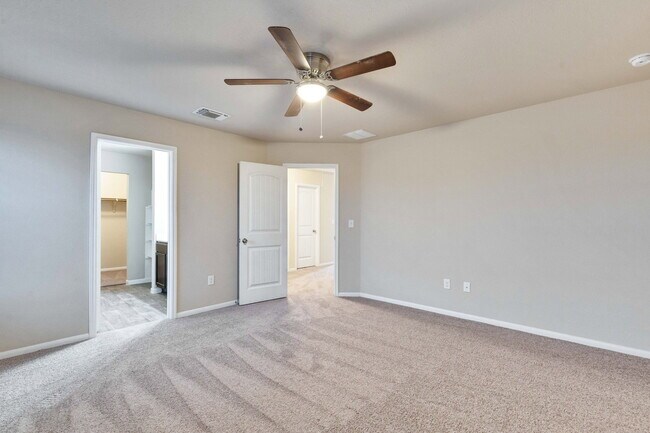 Building Photo - 14910 Jolynn St