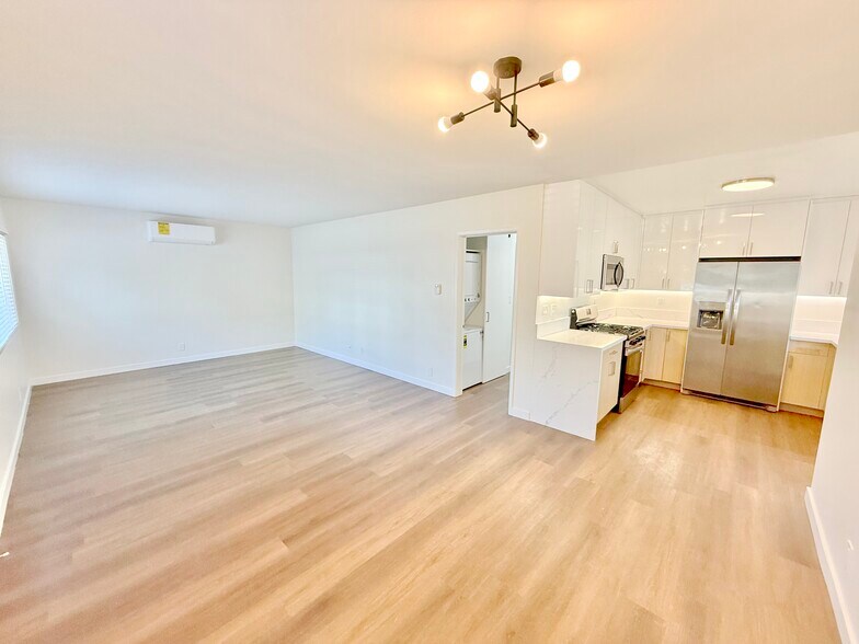 Building Photo - 231 California Ave