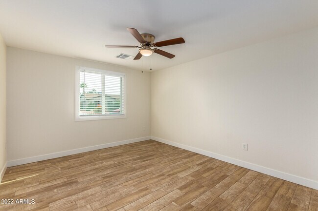 Building Photo - 13838 N 37th Way