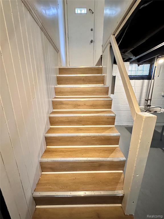 Building Photo - 11101 Kennebec St